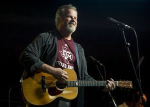 Robert Earl Keen '78